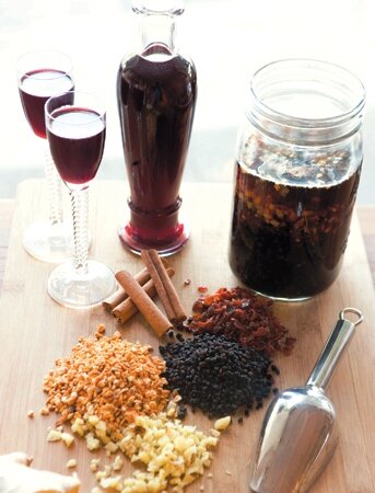 Elderberry Cordial Recipe– Gathering Thyme Herb School